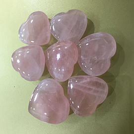 Related 37 mm Rose Quartz Hearts