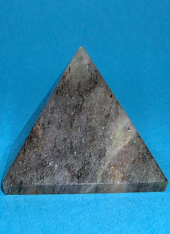40 mm Grey Agate Pyramid Image