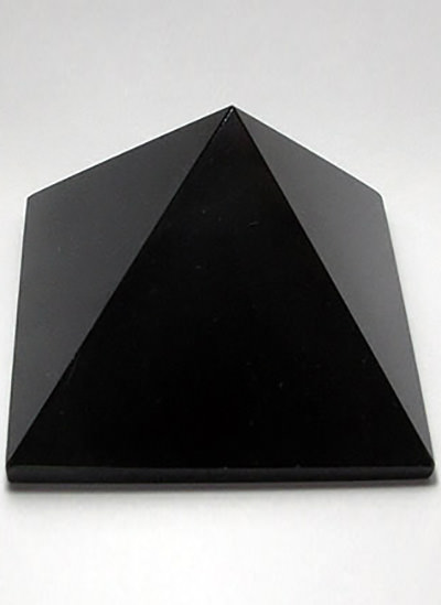 63 mm Black Agate Pyramid Image