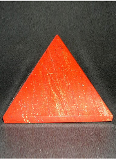 62 mm Red Jasper Pyramid Image