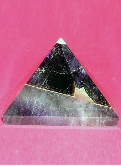 47 mm Amethyst Pyramid Image