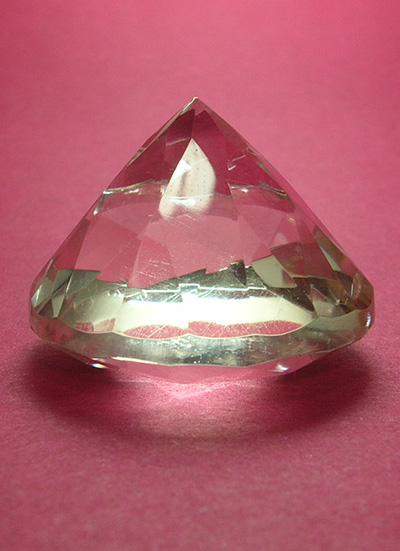 Diamond Shape Crystal Extractor Image