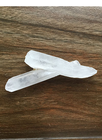 Intersecting Quartz Crystal - Specimen Image