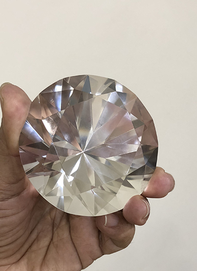 Rare Diamond shape Quartz crystal extractor Image