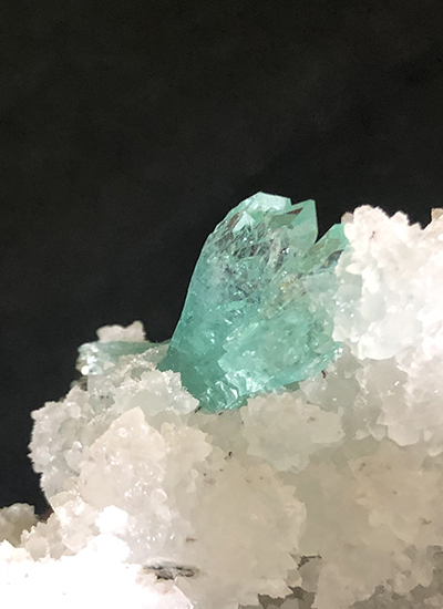 Spectacular green apophyllite Image