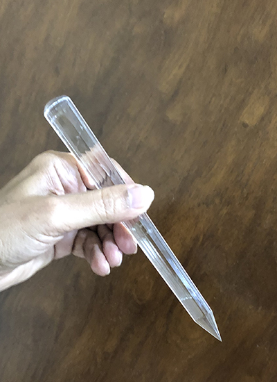 7.7 inches Quartz crystal wand Image