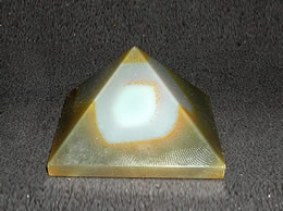 Related 38 mm Fancy Agate Pyramid