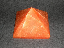 Related Fancy Agate Pyramid 45 mm